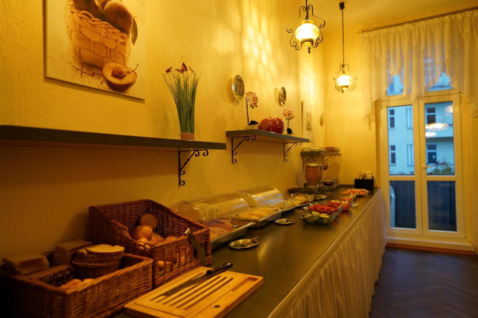 Hotelpension Margrit Берлин Экстерьер фото
