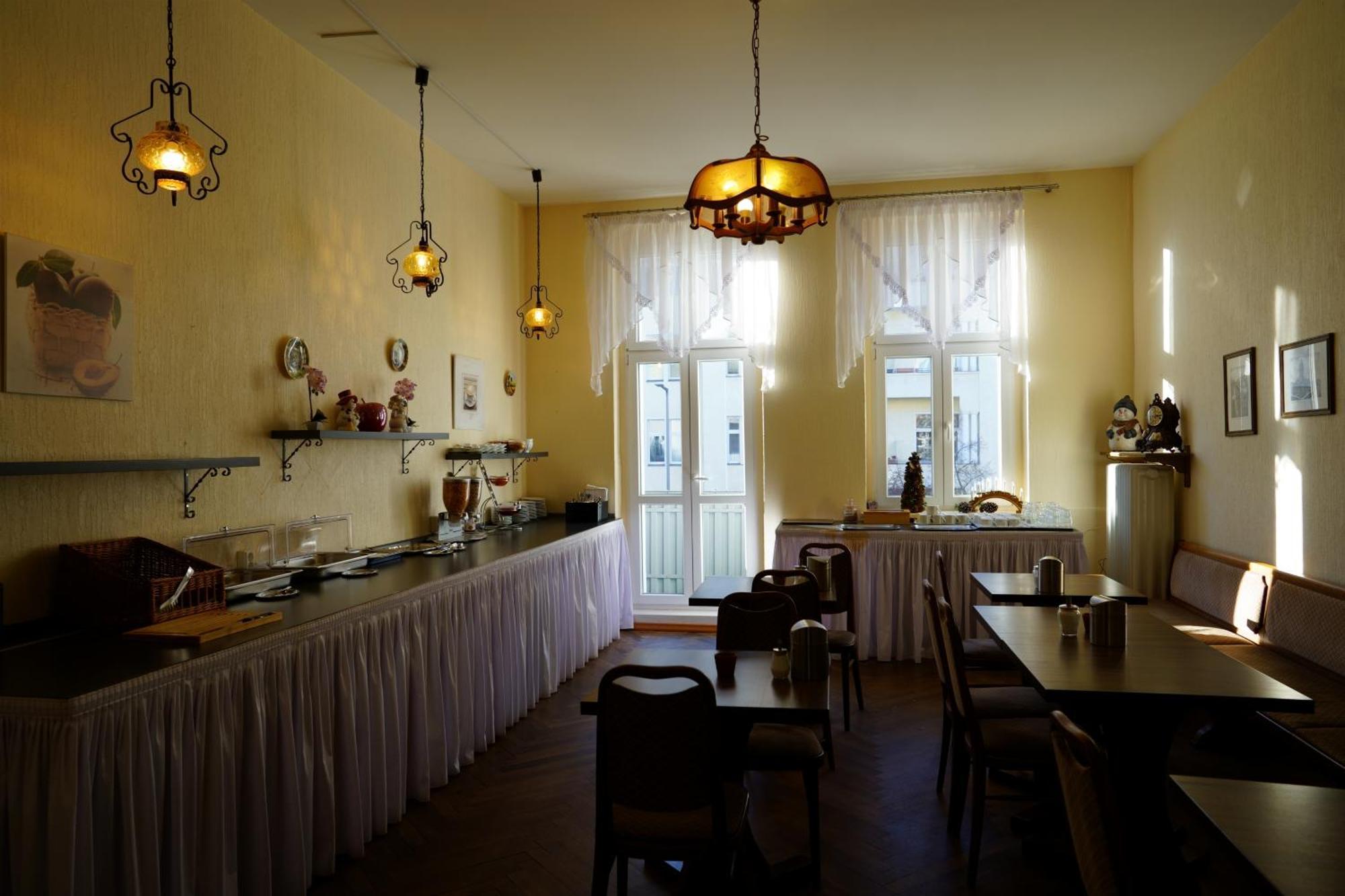 Hotelpension Margrit Берлин Экстерьер фото