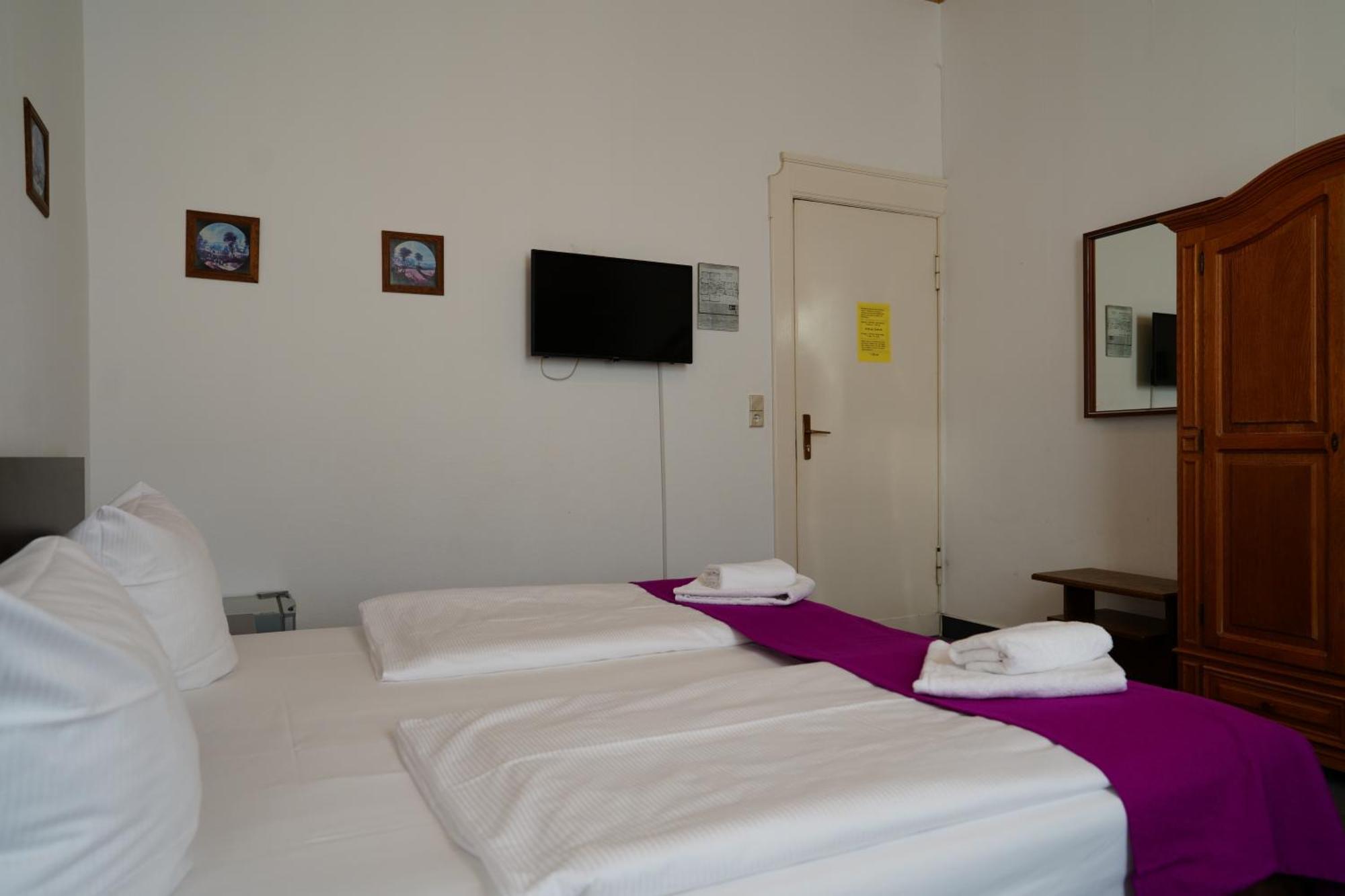 Hotelpension Margrit Берлин Экстерьер фото